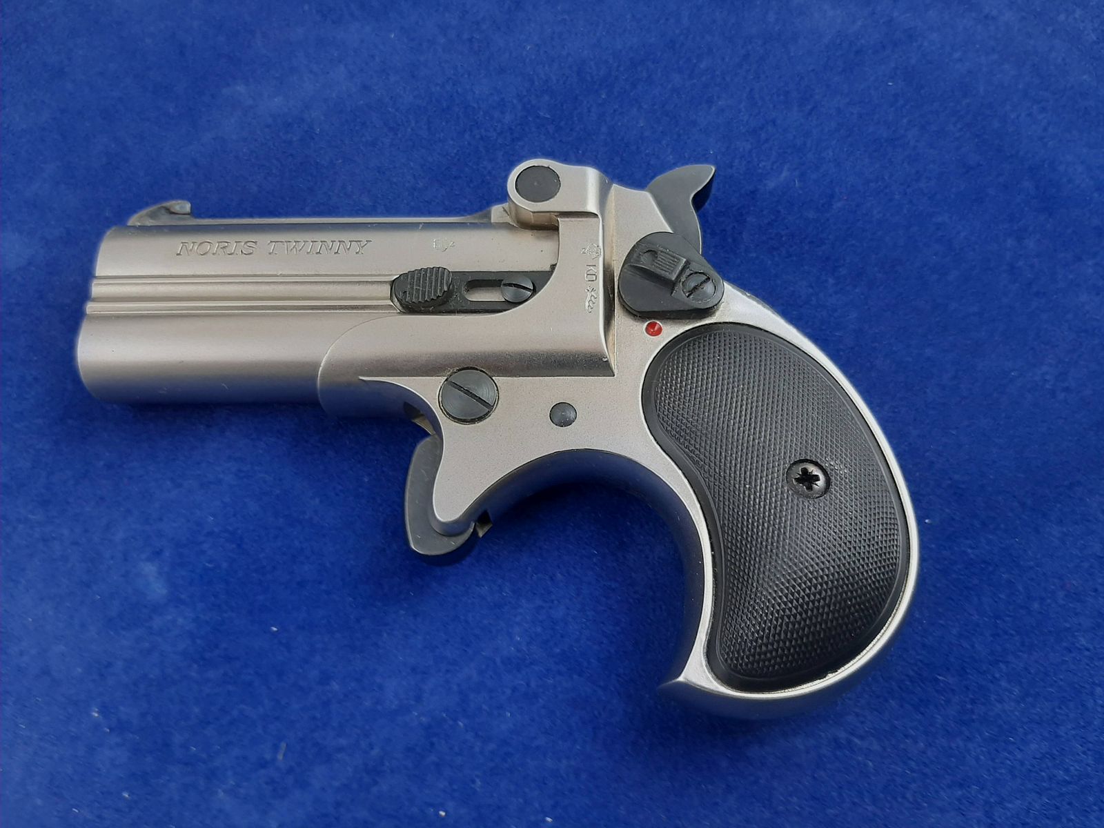 <NORIS Derringer Twinny 9mm>