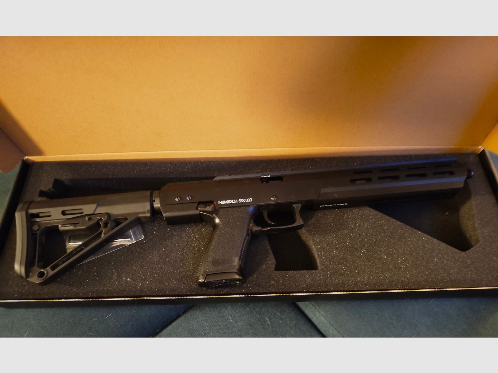Verkaufe meine unbenutzte SSX303 von novritsch.