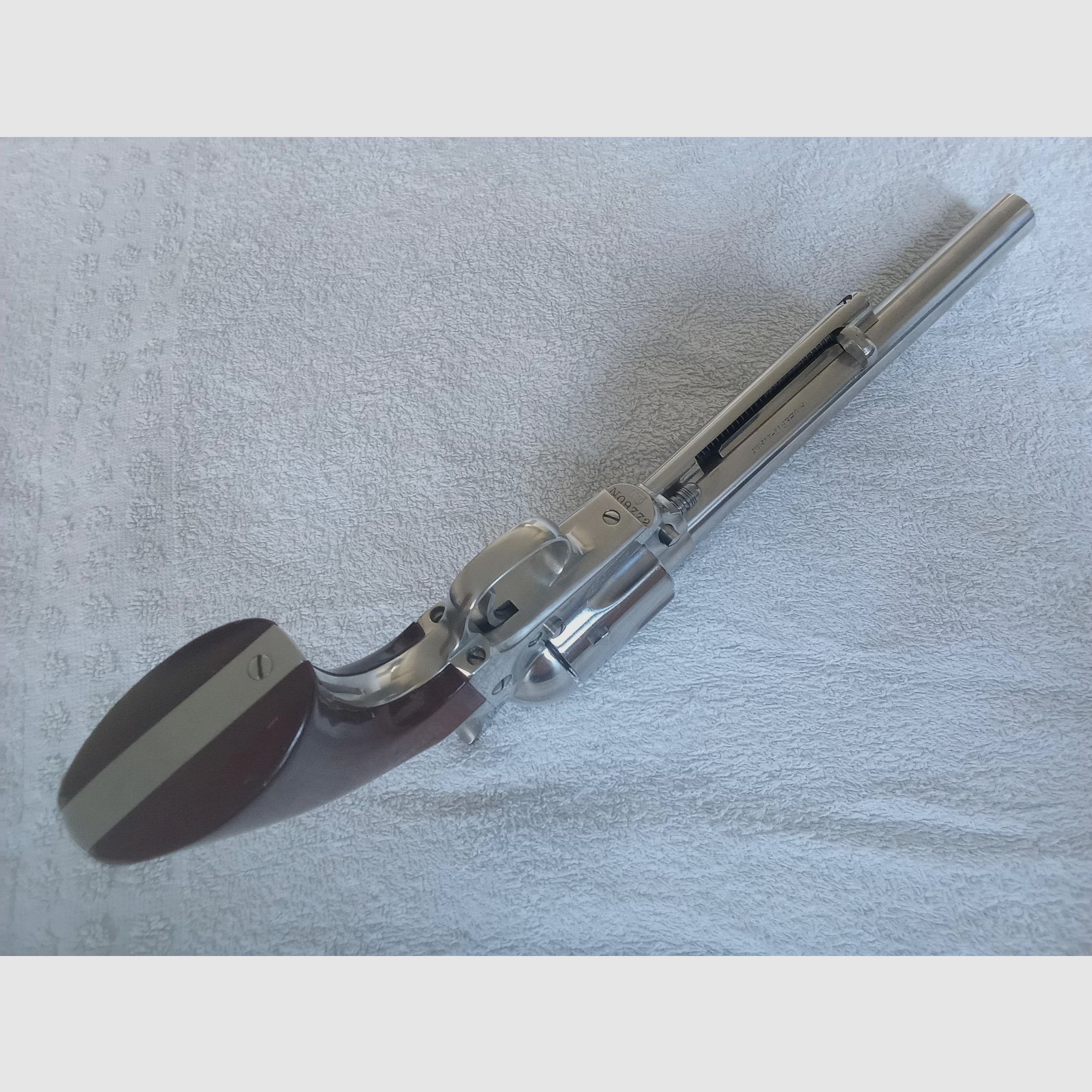 Revolver Uberti 1873 Cattleman Kaliber 357 Magnum lufa 5.1/2" KATEGORIA B