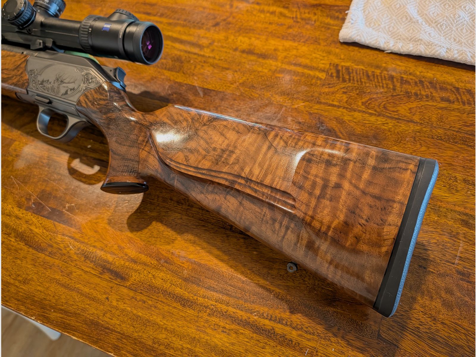 Blaser R8 8x57IS z 52cm lufcie