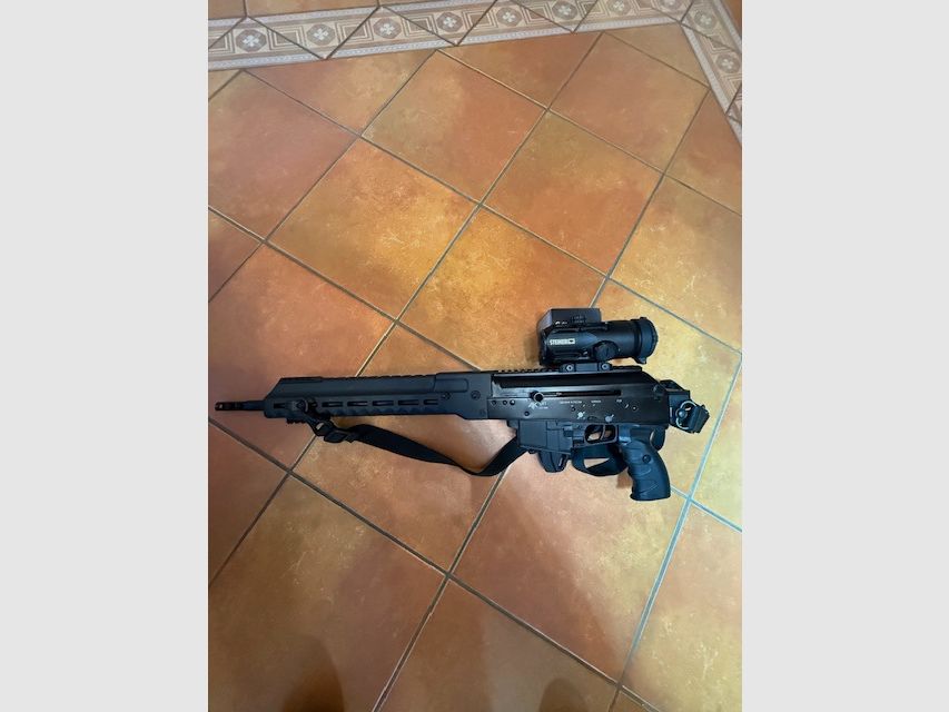 Izhmash Saiga Kalashnikov SR1 – .223 Rem. – Incl. Steiner S432 optics – Top condition RARITY