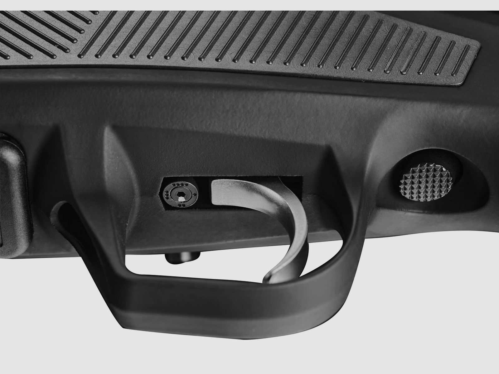 CZ repeater rifle 600 Alpha .223 Rem. 24" M15x1 synthetic stock