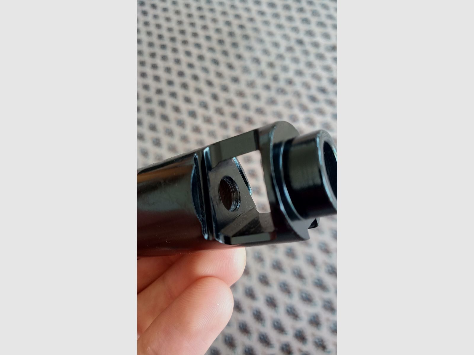 Tauchangebot: Wiesa 5,45/.223 Zick-Zack Flash Hider  gegen Arsenal Flash Hider // DDR NVA MPi AK74 24x1,5 mm Rechtsgewinde Mündungsbremse Mündungsfeuerdämpfer