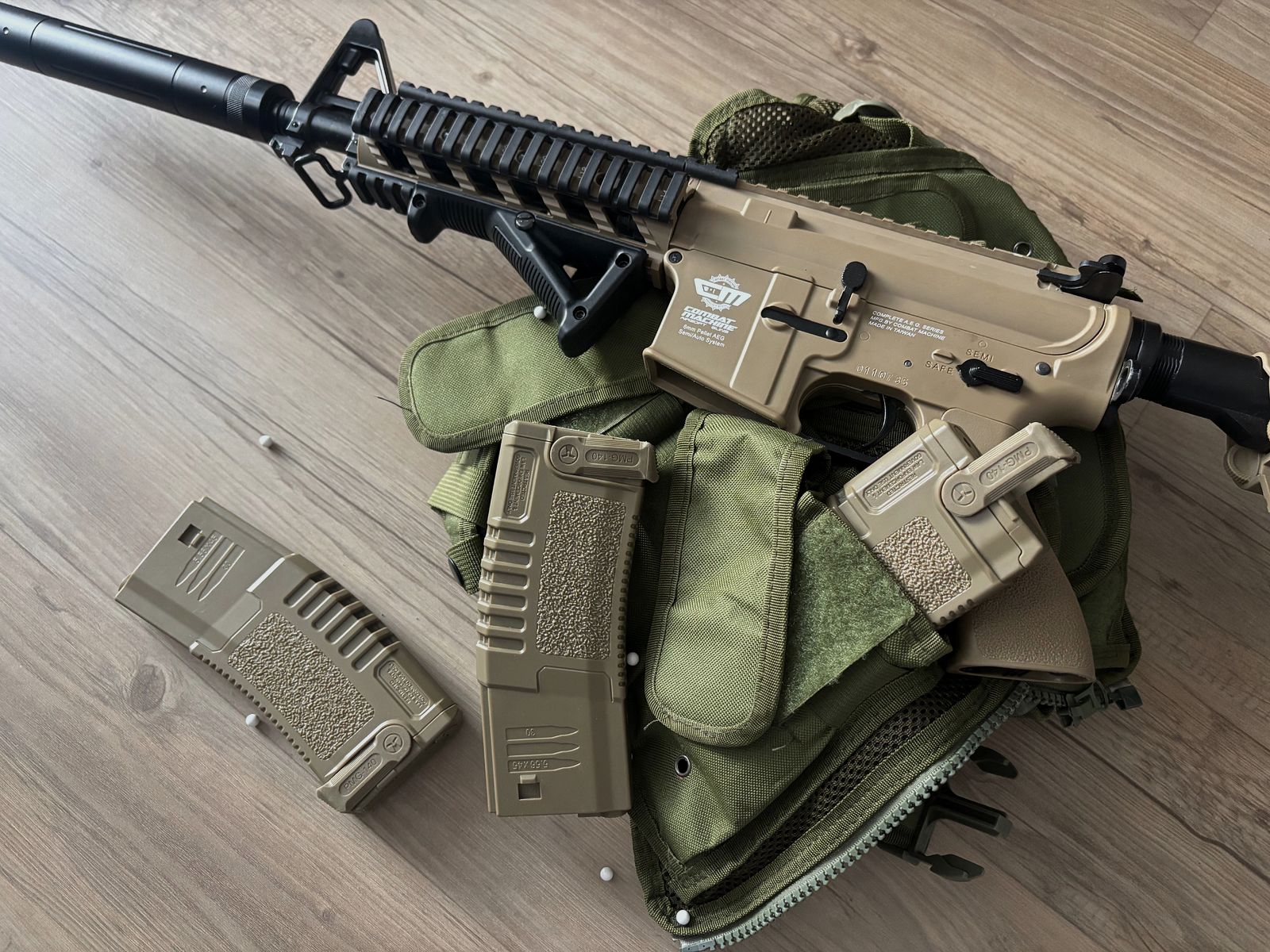 Airsoft Bundle 0,5J | G&G CM16 Raider + CYMA CM.127 | viele Magazine + Gear