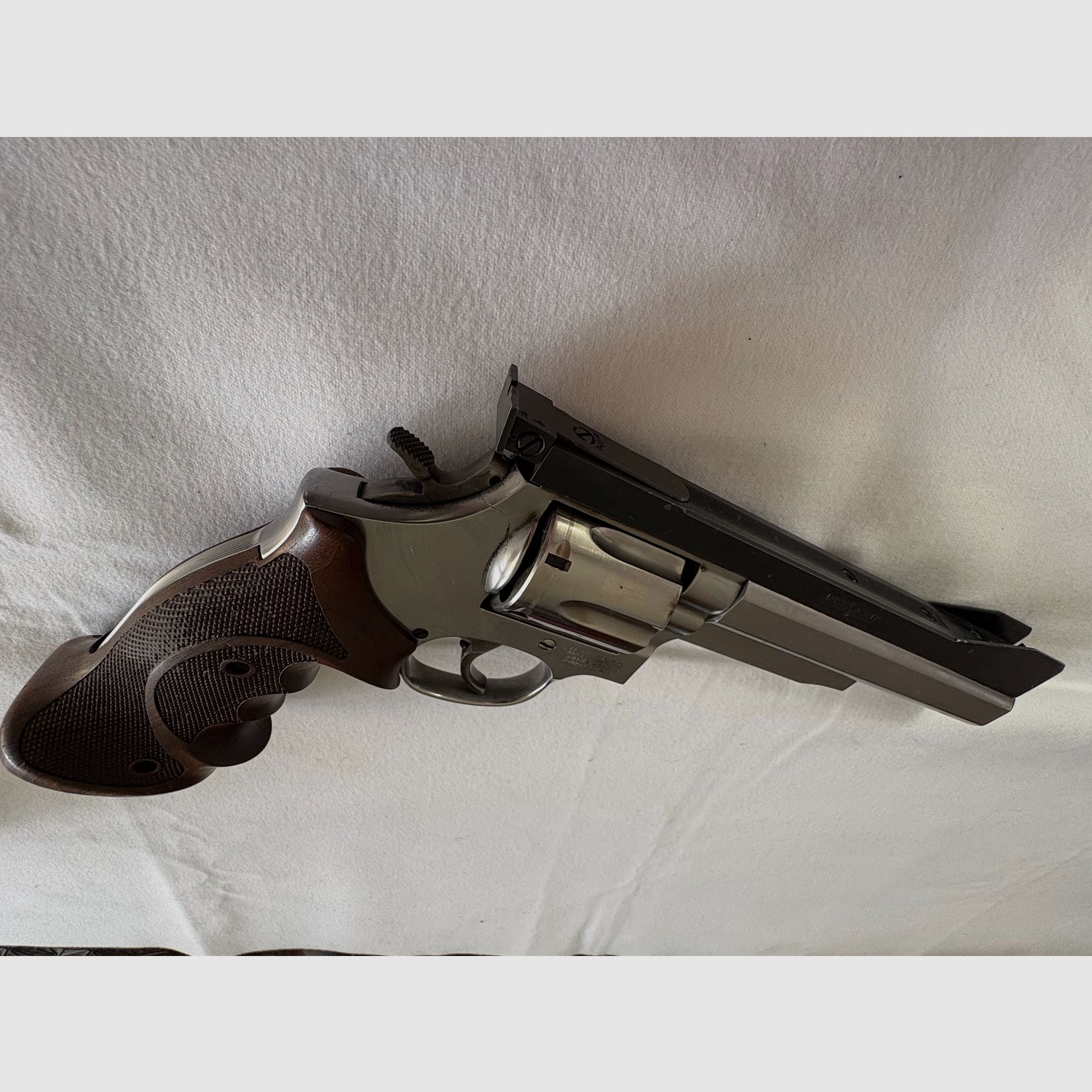 Smith & Wesson .357 Magnum Holden 1500/PPC 686-4, afbeelding 6 van 8