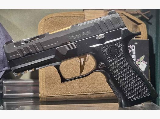 PISTOLA SIG SAUER P320 XCARRY SPECTRE GOLD CAL. 9X19 – NO DISPONIBLE