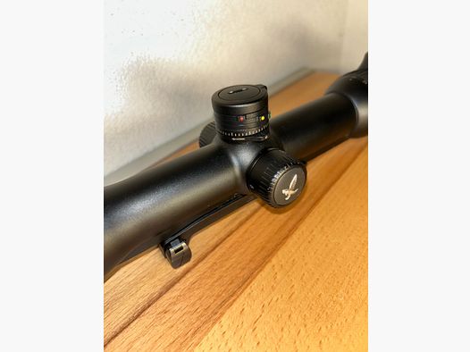Swarovski Optik Z6i 2nd Gen 2,5-15x56, mit Schiene und Ballistikturm