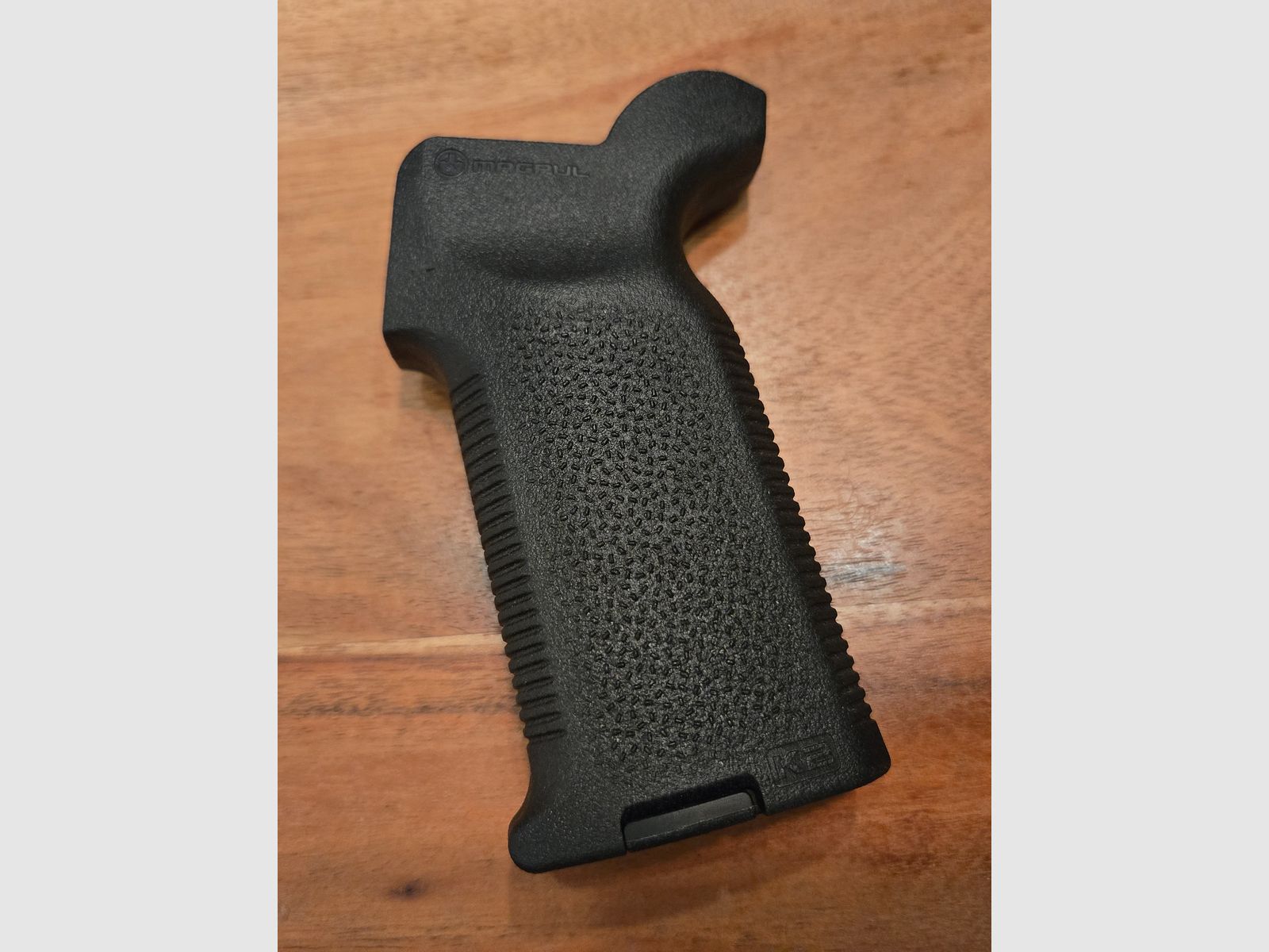 MAGPUL MOE K2+ empuñadura de polímero para AR-15/M4 negra