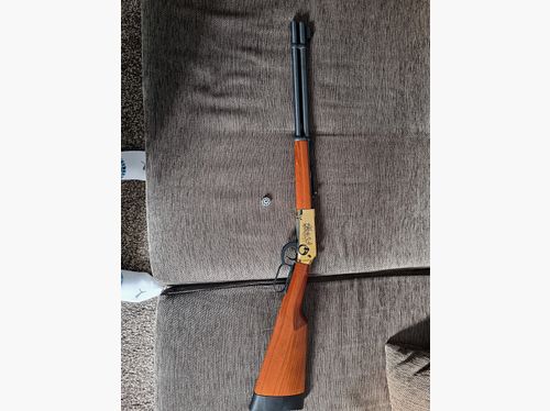 Walther Lever Action Wells Fargo lang 4,5 mm Diabolo CO2-Gewehr 88 Gramm Version (P18)