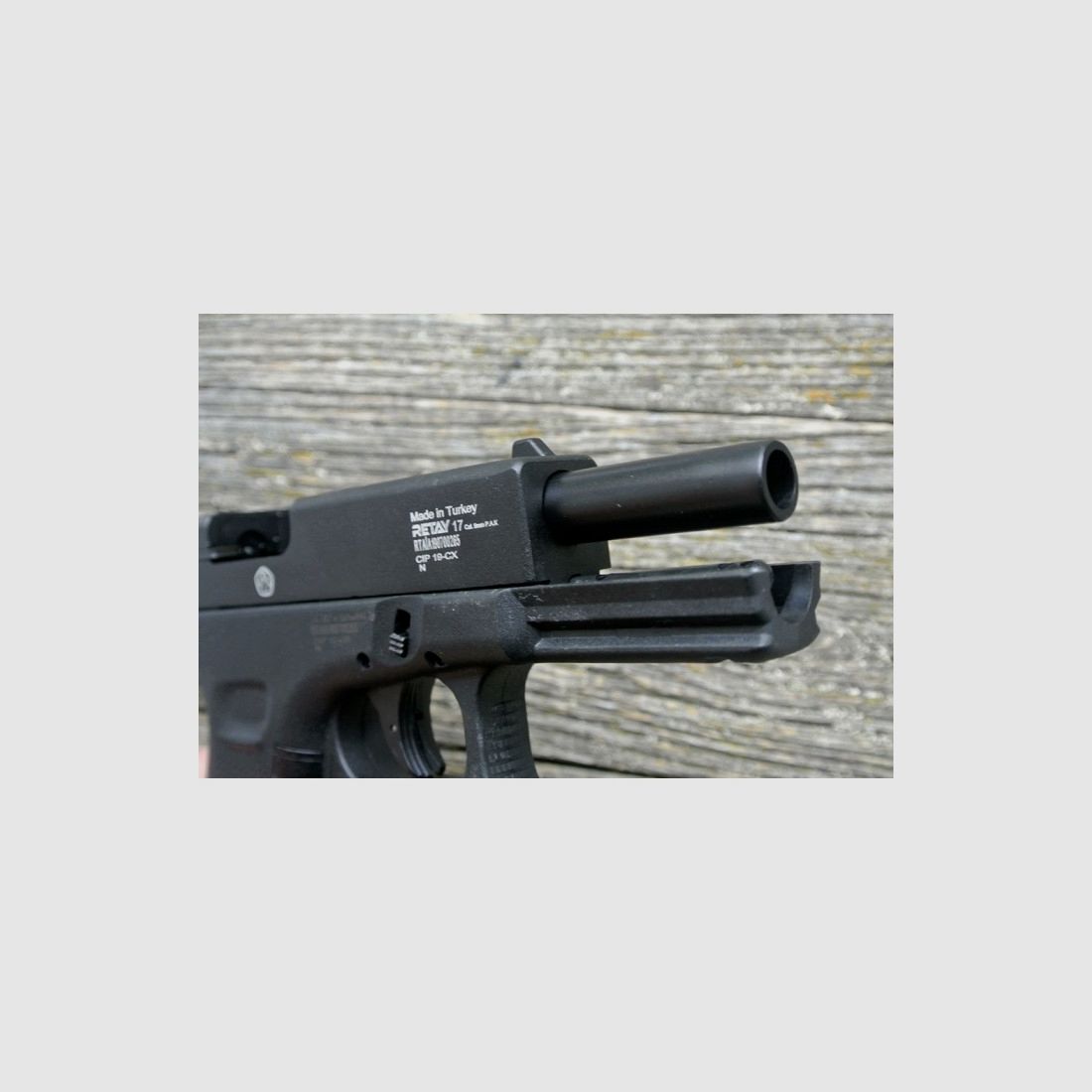 RETAY G17 Black – 9 mm P.A.K. / Glock 17 Replica / Nachbau – EU-weiter Versand / EU-Wide Shipping, Bild 5 von 6