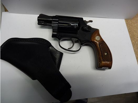Smith & Wesson Mod 37 Airweight , 2 " Lauf mit Holster