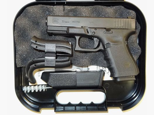 Pistolet Glock Glock 19 Gen4 au calibre 9mm Para (9x19) incluant des accessoires
