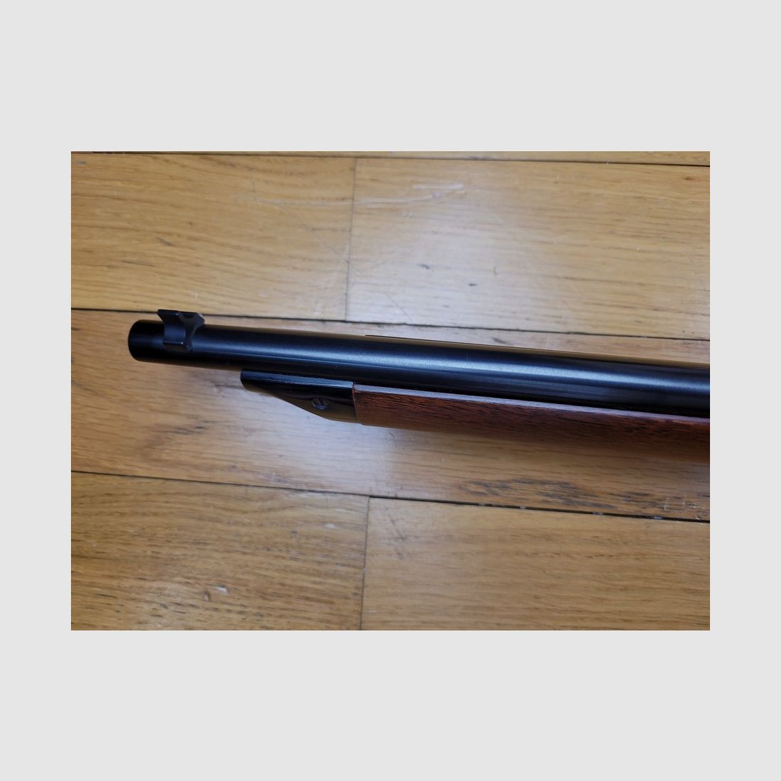 Sehr schöne Winchester Gedenkwaffe – » Centenial NRA » – Musket 1894 – 23.000 Ex. – Wunderschöne Brünierung – 30-30 Win – Perfekter Zustand, Bild 17 von 18