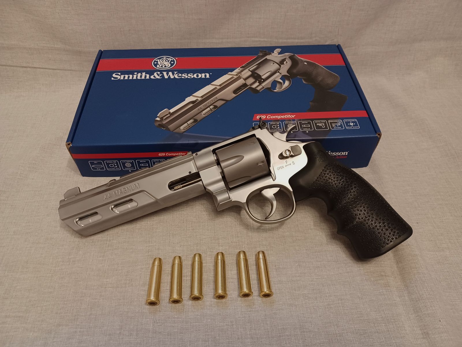 Smith & Wesson 629 6" Competitor / 4,5 mm BB / CO2 / Revolver / OVP (111)