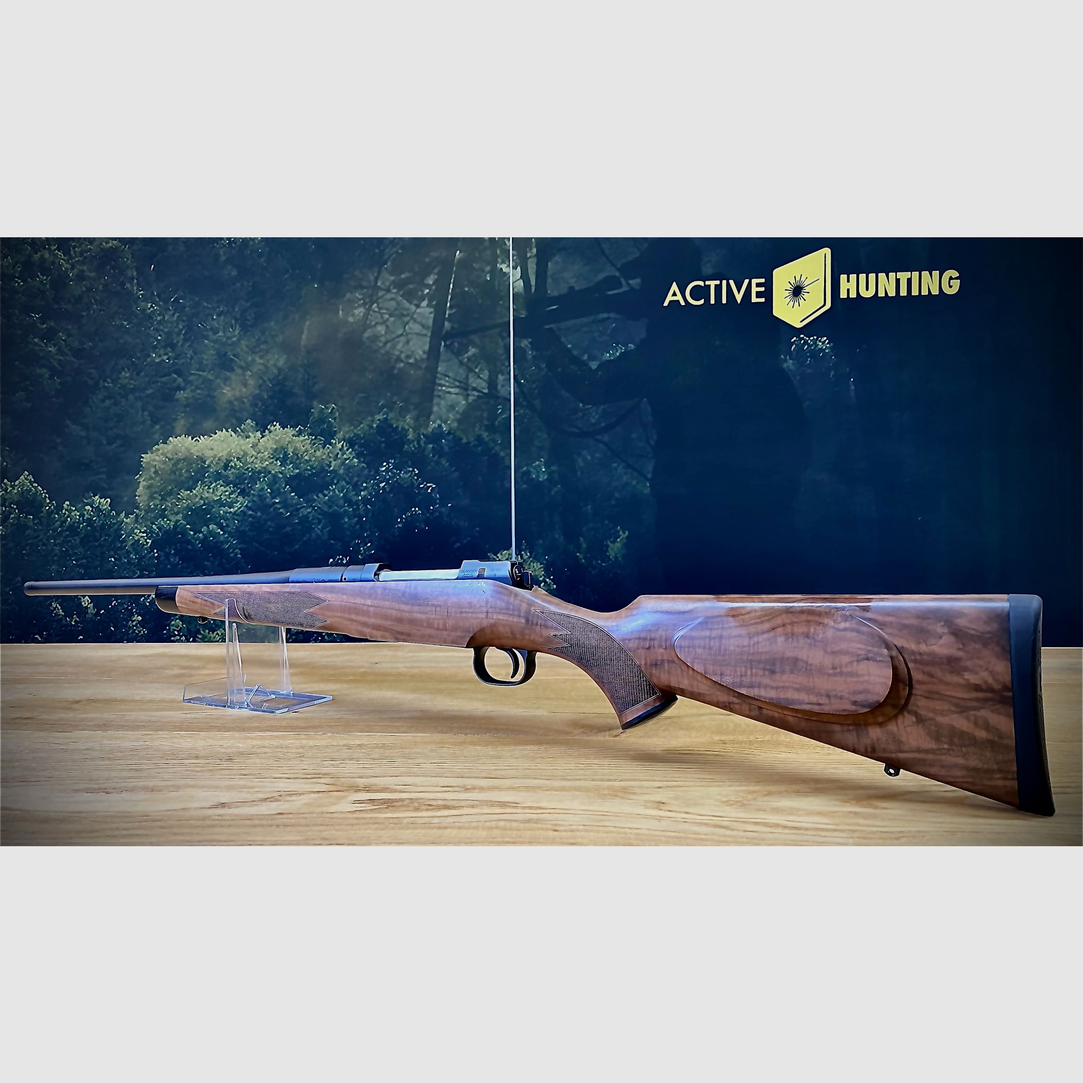 Mauser M03 / Kaliber .300 Win. Mag. / 56cm LL / M15x1 / Schaftholz Klasse 6 SLECHTS 1X BESCHIKBAAR