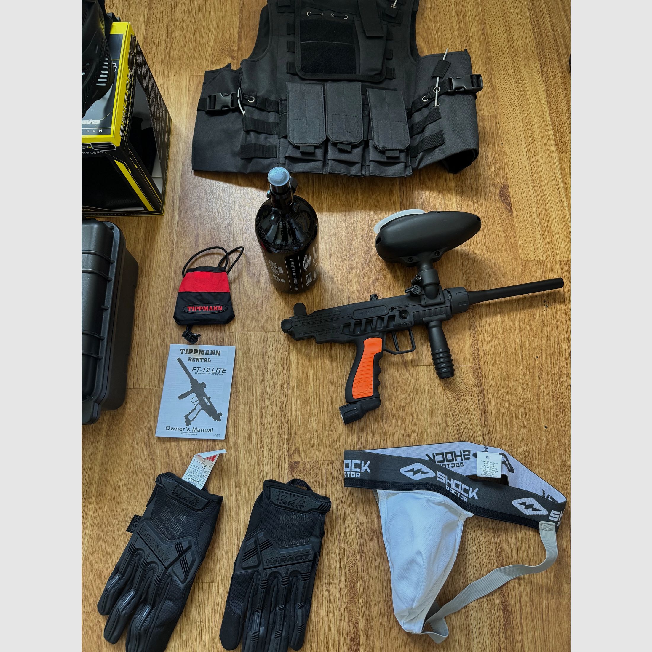 Set complet Paintball NEUF & jamais utilisé – Tippmann FT-12, masque Proto, tenue camo (XXL), Mechanix L & accessoires Prix négociable, image 4 sur 12