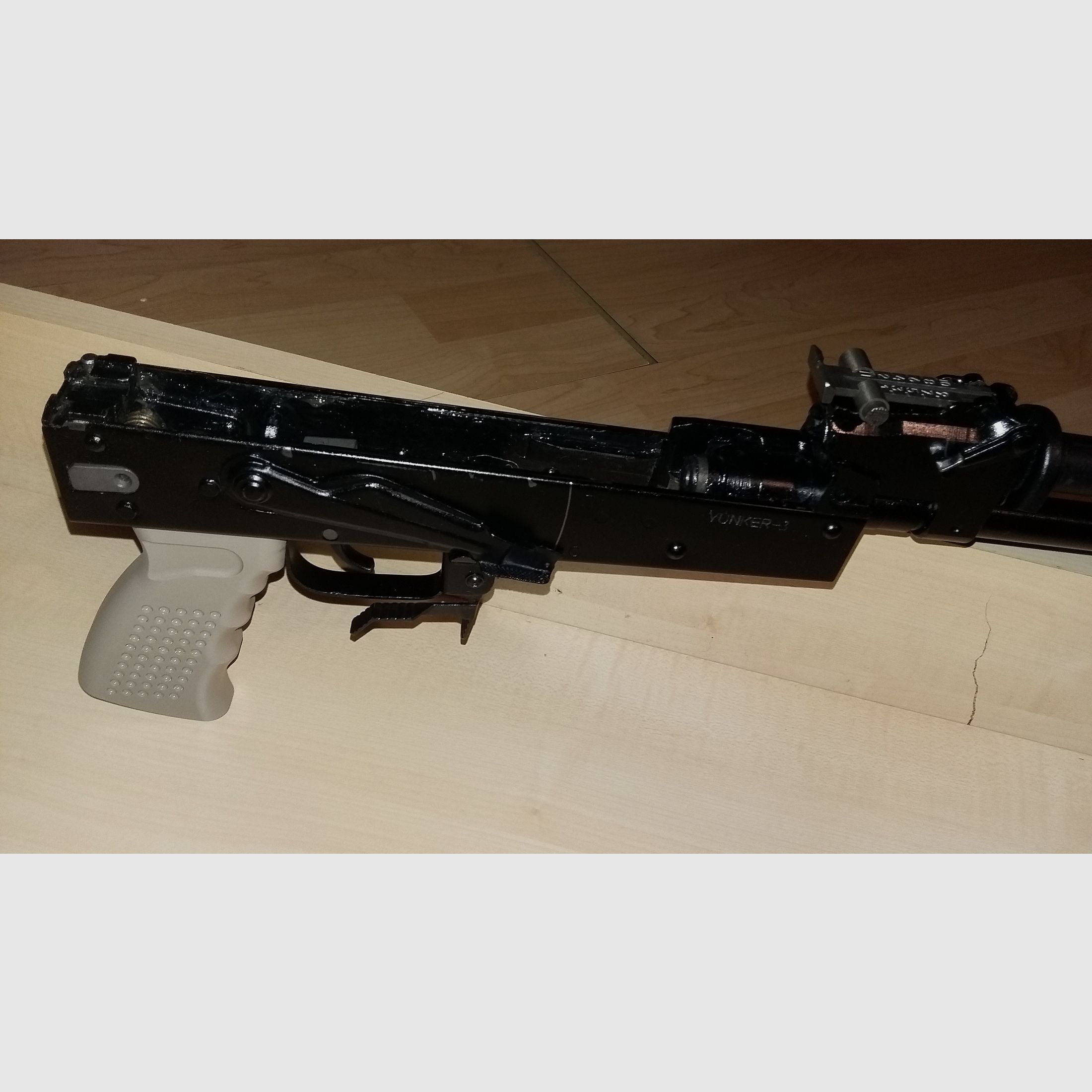 Izhmash Yunker 3 Co2 Luftgewehr 4,5mm BB AK74, AK47, Kalaschnikow, Saiga, Russisch, Preis verhandelbar!