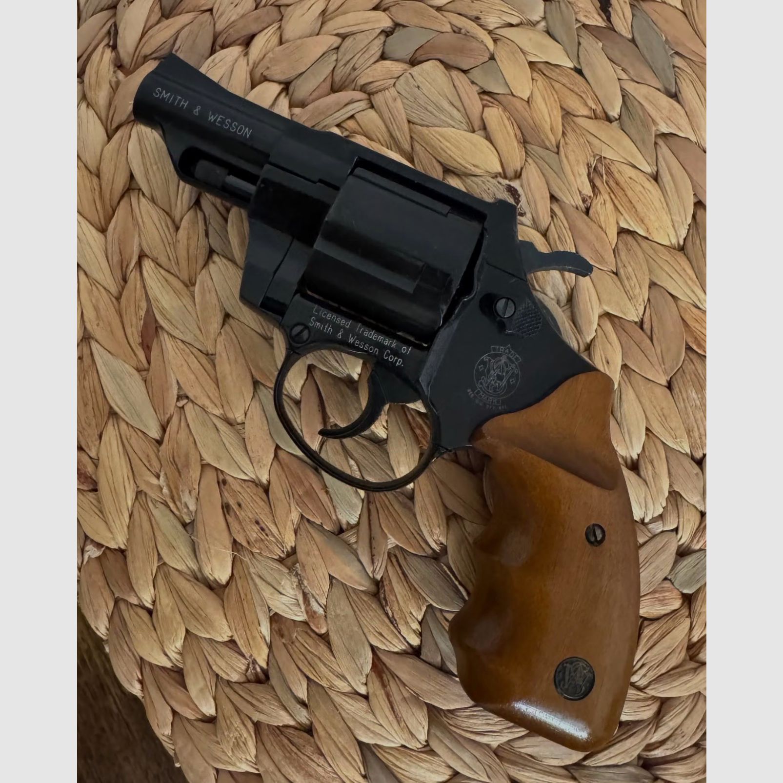 Rewolwer sygnałowy Smith&Wesson Combat Magnum., zdjęcie 1 z 3
