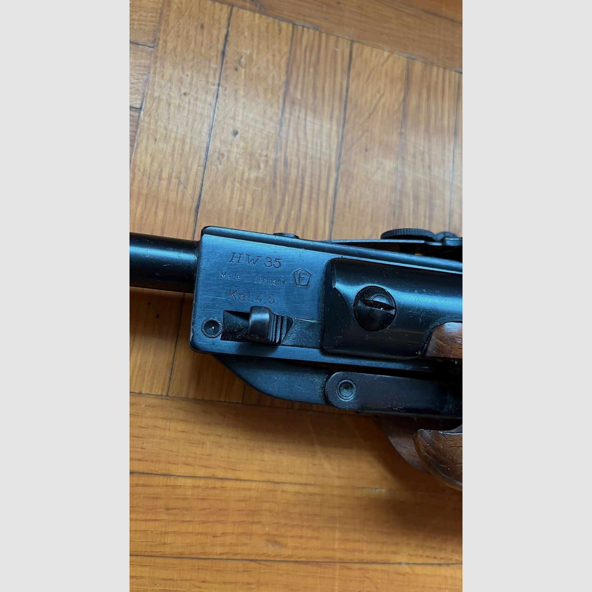 Luftgewehr H. Weihrauch Sportwaffen HW 35 Kaliber 4.5 Sammlerstück