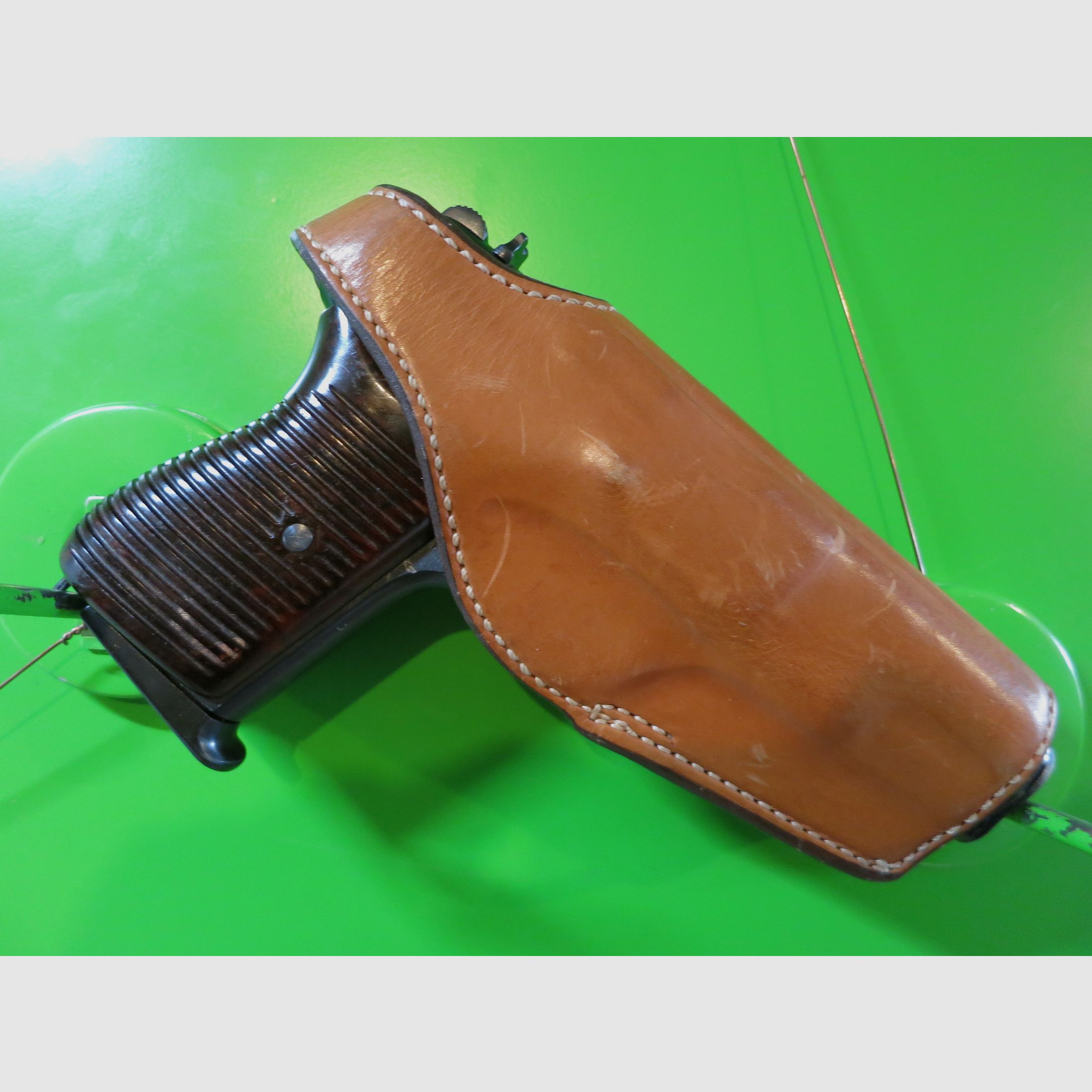 Leather belt holster Bianchi No. 119 TZ-75. CZ-75, metal belt clip, image 1 of 3
