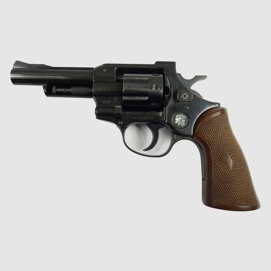 Revólver Arminius HW5 cal. .22WinMag.