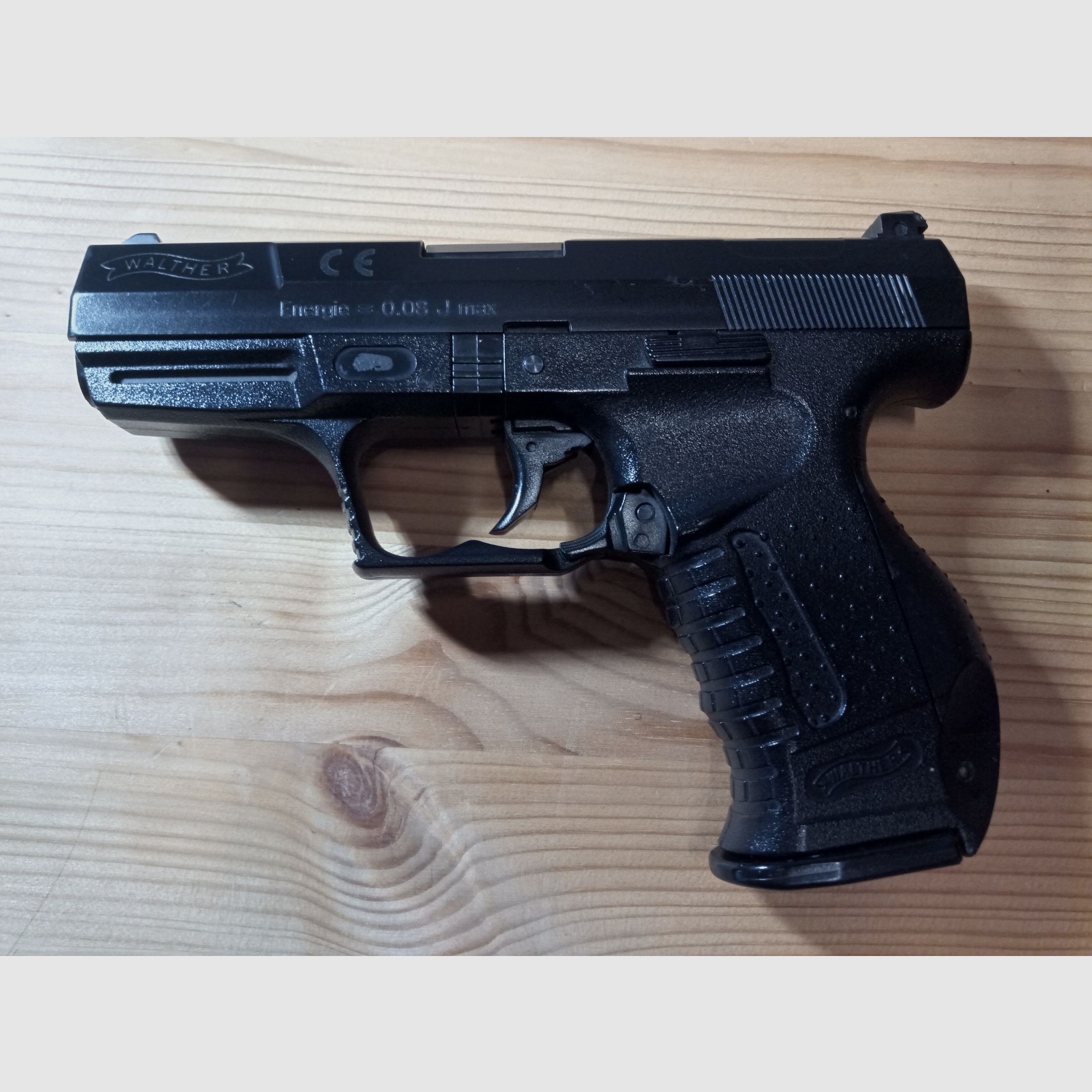 SAMMLUNG !  Umarex Airsoft  Pistolen Heckler & Koch USP / Walther P 99 - ab 14 !