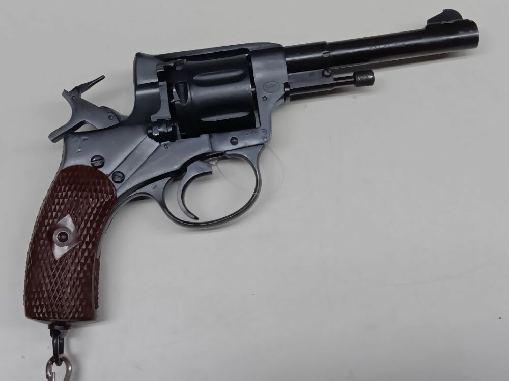 <Nagant M 1895 / 1929>