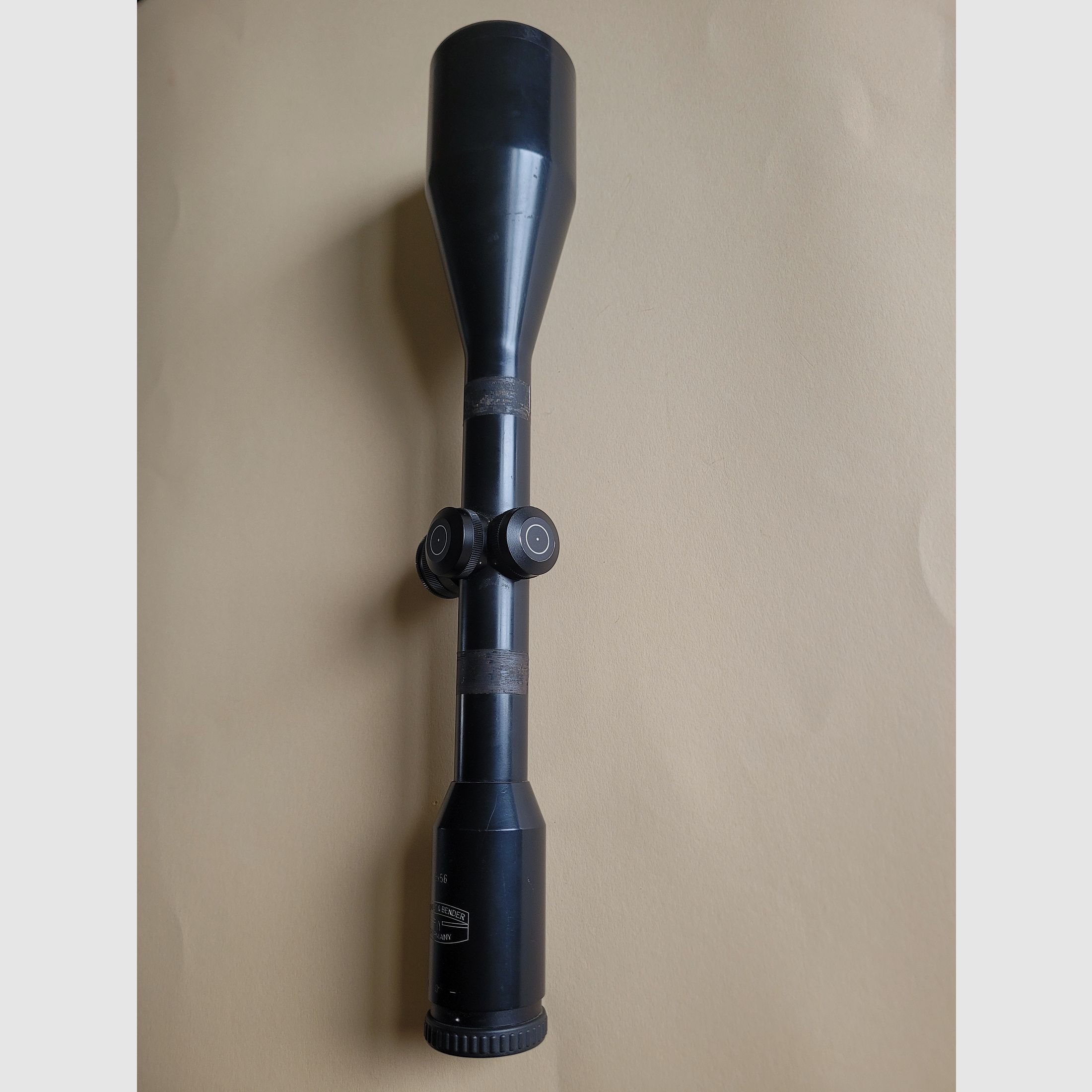 Zielfernrohr Schmidt und Bender 8x56, Absehen 4 mit Leuchtpunkt 