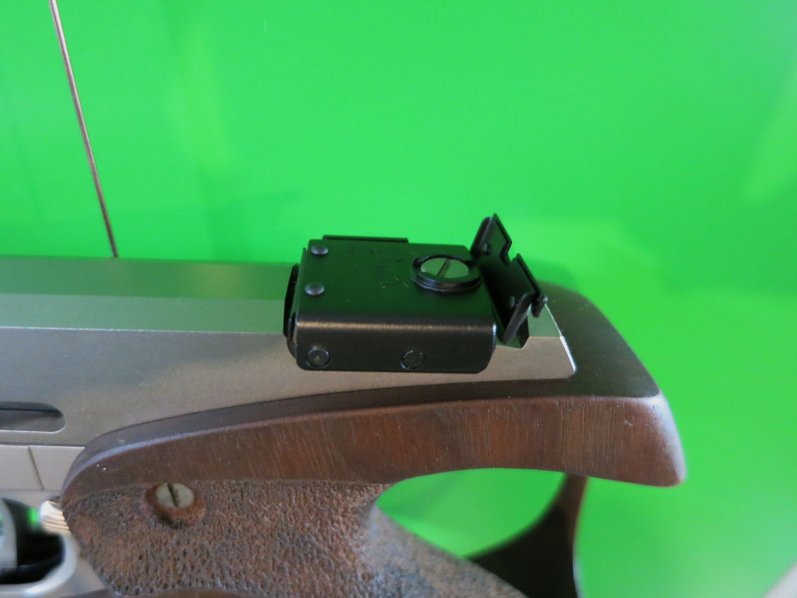 Sport-Pistole Walther OSP Kaliber .22lr, NILL Sport-Griff, .22 Short, Nickel-Version    #79-