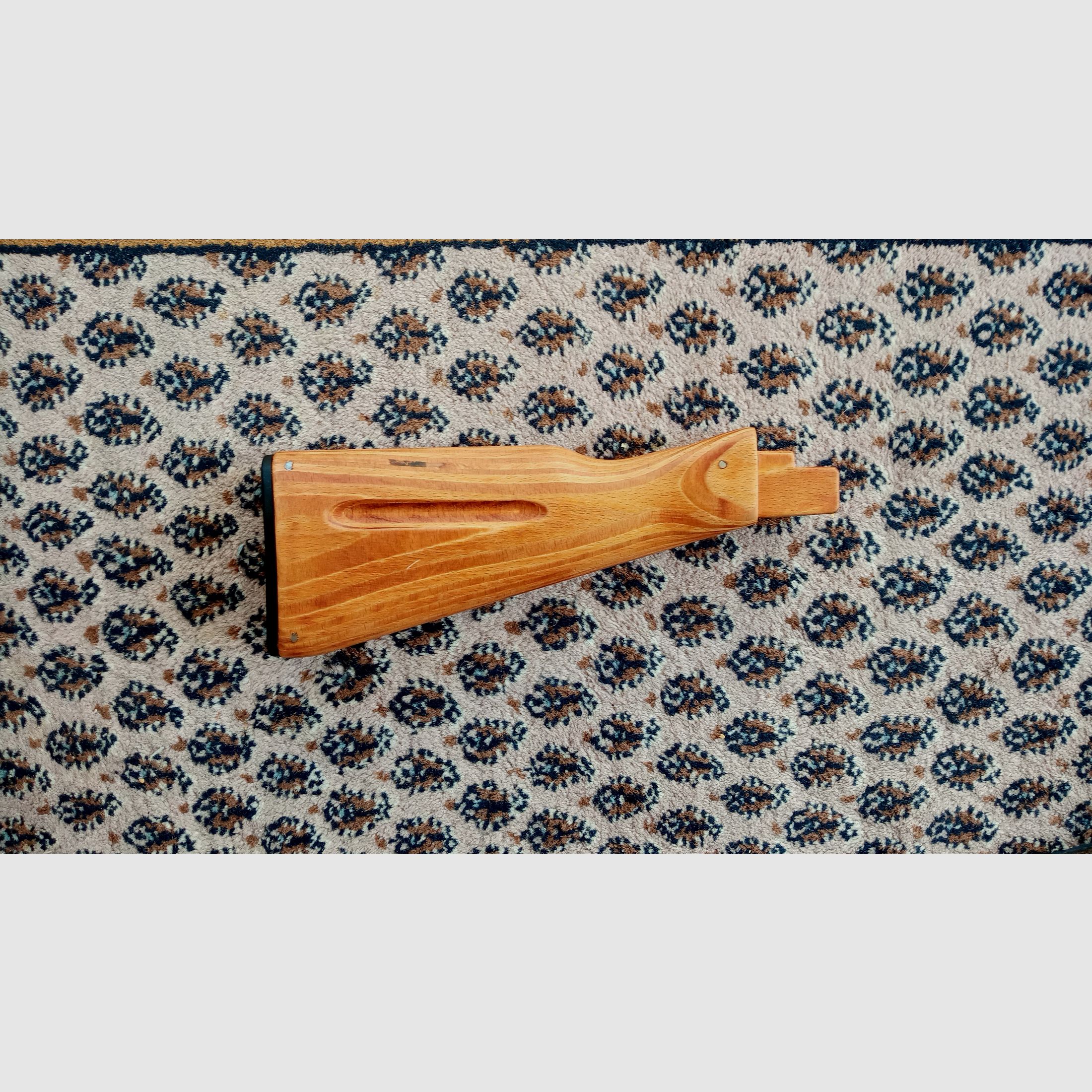 Unmontierter AK74 Festschaft von WBP Holz-Laminat inkl. Schrauben  // AK Schaft Holz