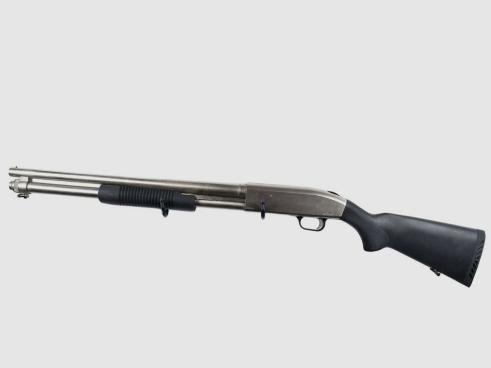 Mossberg 590 Mariner