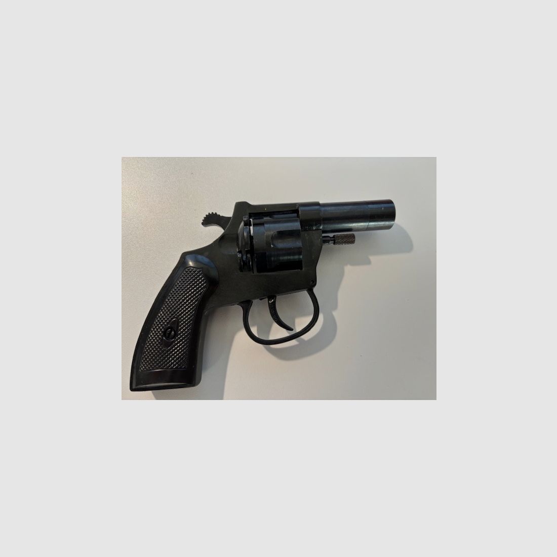 ME Cuno Melcher Schreckschuss- Gasrevolver ME 70/G, 6mm Flobert mit integriertem Abschussbecher