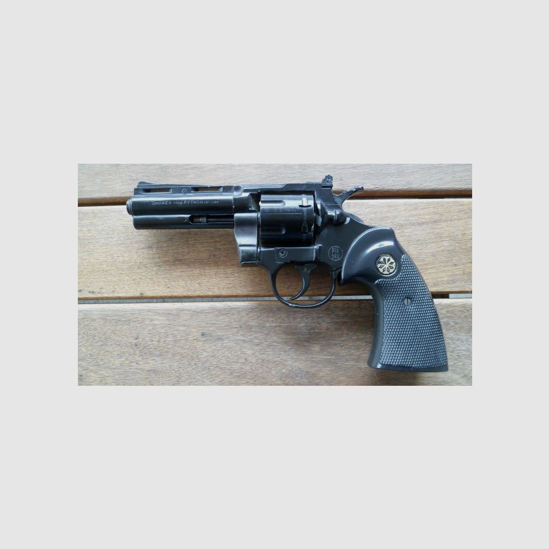 Python Schreckschussrevolver 9mm