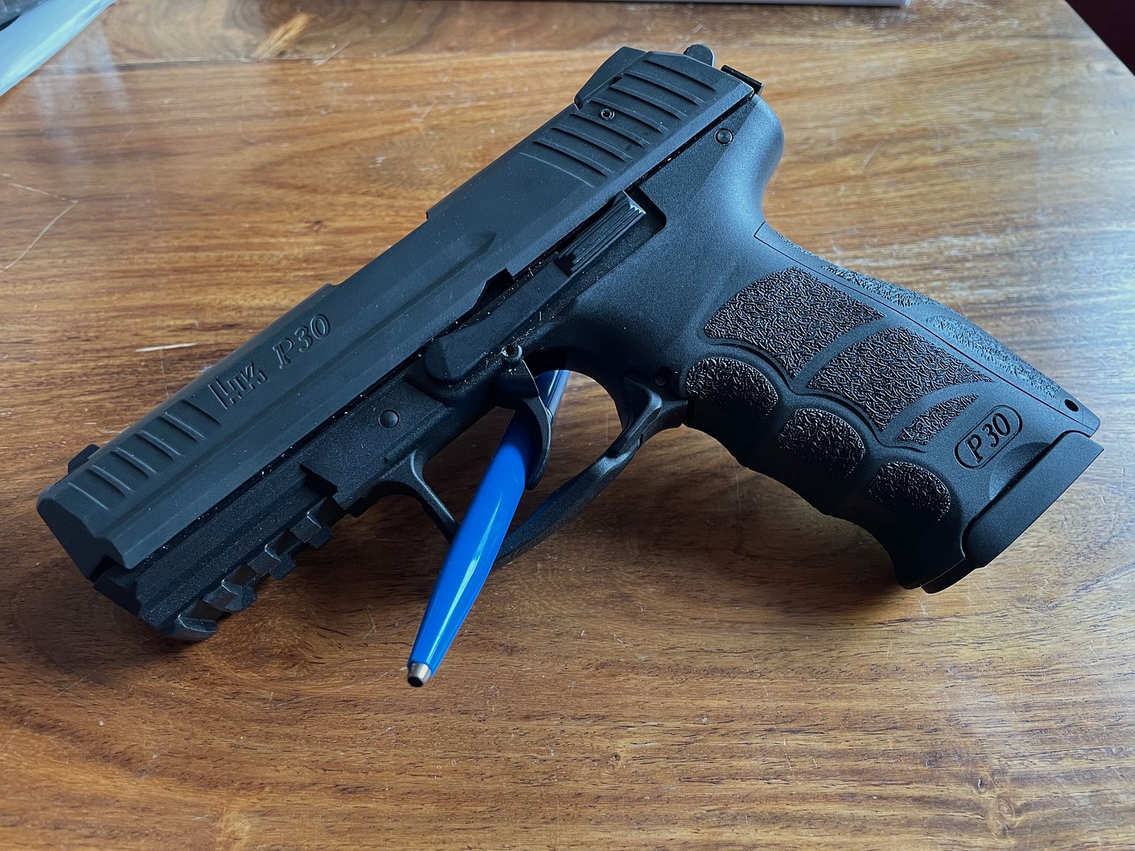 Hk p30