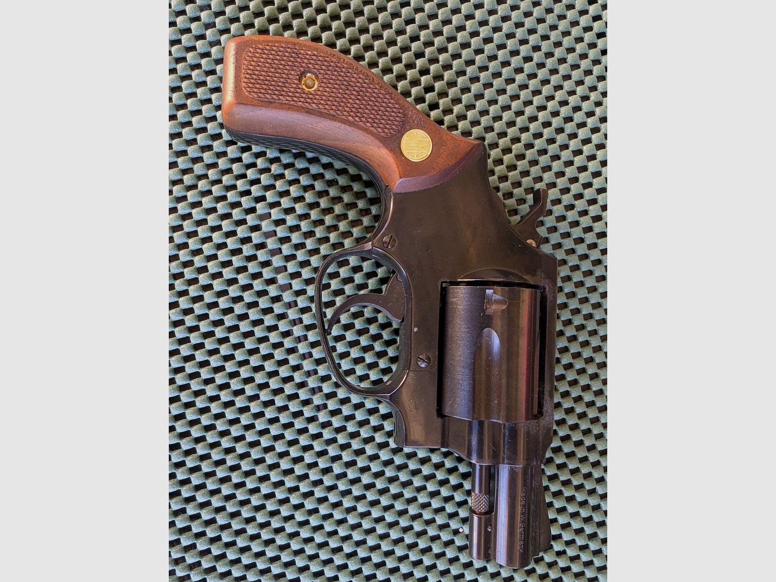 ERMA EGR 66 revolver 9mm gas and blank cartridges with original packaging