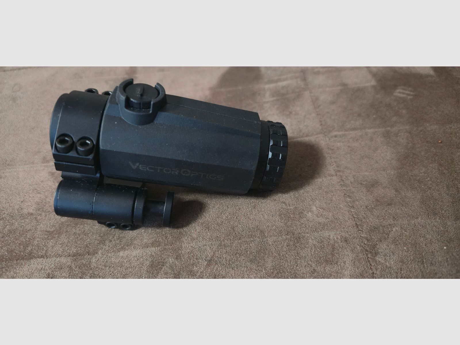 RedDot with 3× magnification - as new