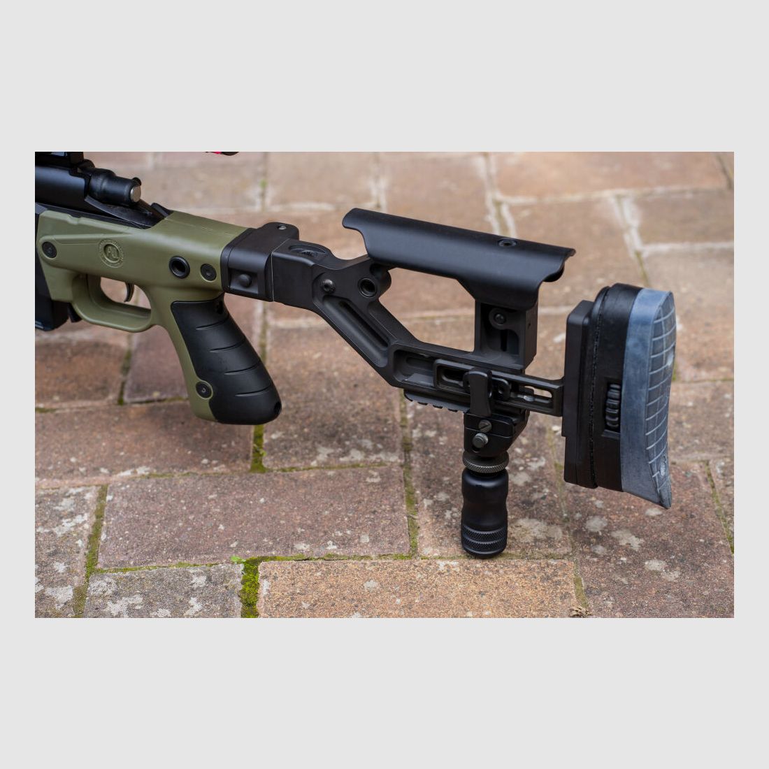 Remington 700 / Accuracy International original AICS-AX Crosse Pliable Carabine de Précision Personnalisée .300 Win. Magnum – Remington 700 / Accuracy International AX AICS Action Longue, image 3 sur 7