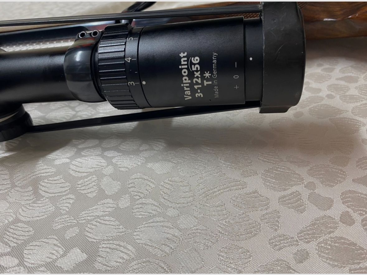 Sauer 202 8x68S z Zeiss Victory Variopoint 3-12x56T z Balistikturm