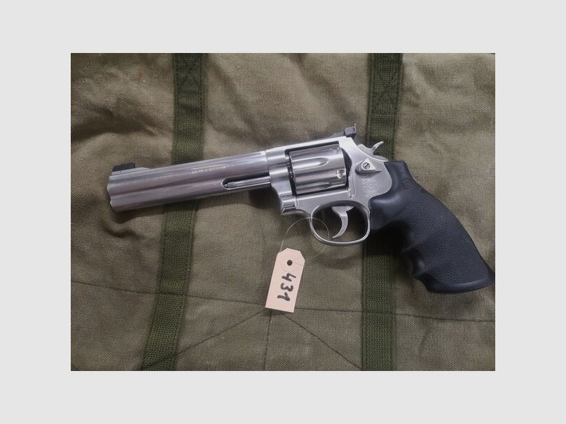 Smith & Wesson 686