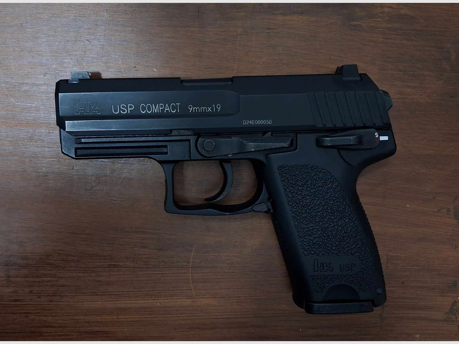 Airsoft HK USP Compact Gas Blow Back, image 3 of 3