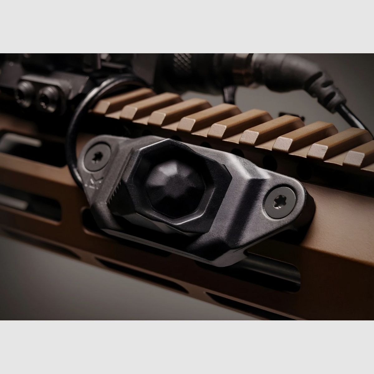 Unity Tactical - Montaż Na Szynę MLOK Włącznika AXON SL – Czarny - AXN-SL-MB, zdjęcie 4 z 4