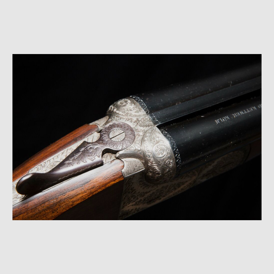 elegante Doppelflinte mit umfassender Gravur