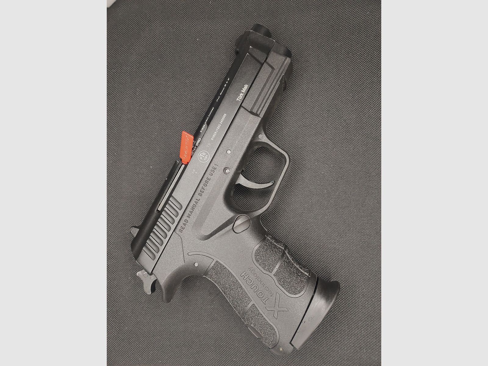 Retay X Pro Schreckschuss Pistole 9mm P.A.K. brüniert (PTB 1041) 
