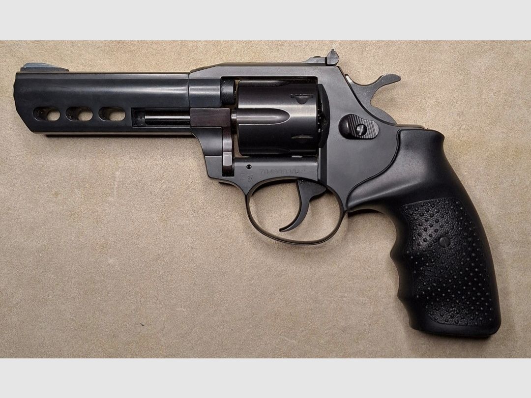  Steel Dog  4" Duty Tac Rewolwer 616, Typ .209 Fiocchi Primery