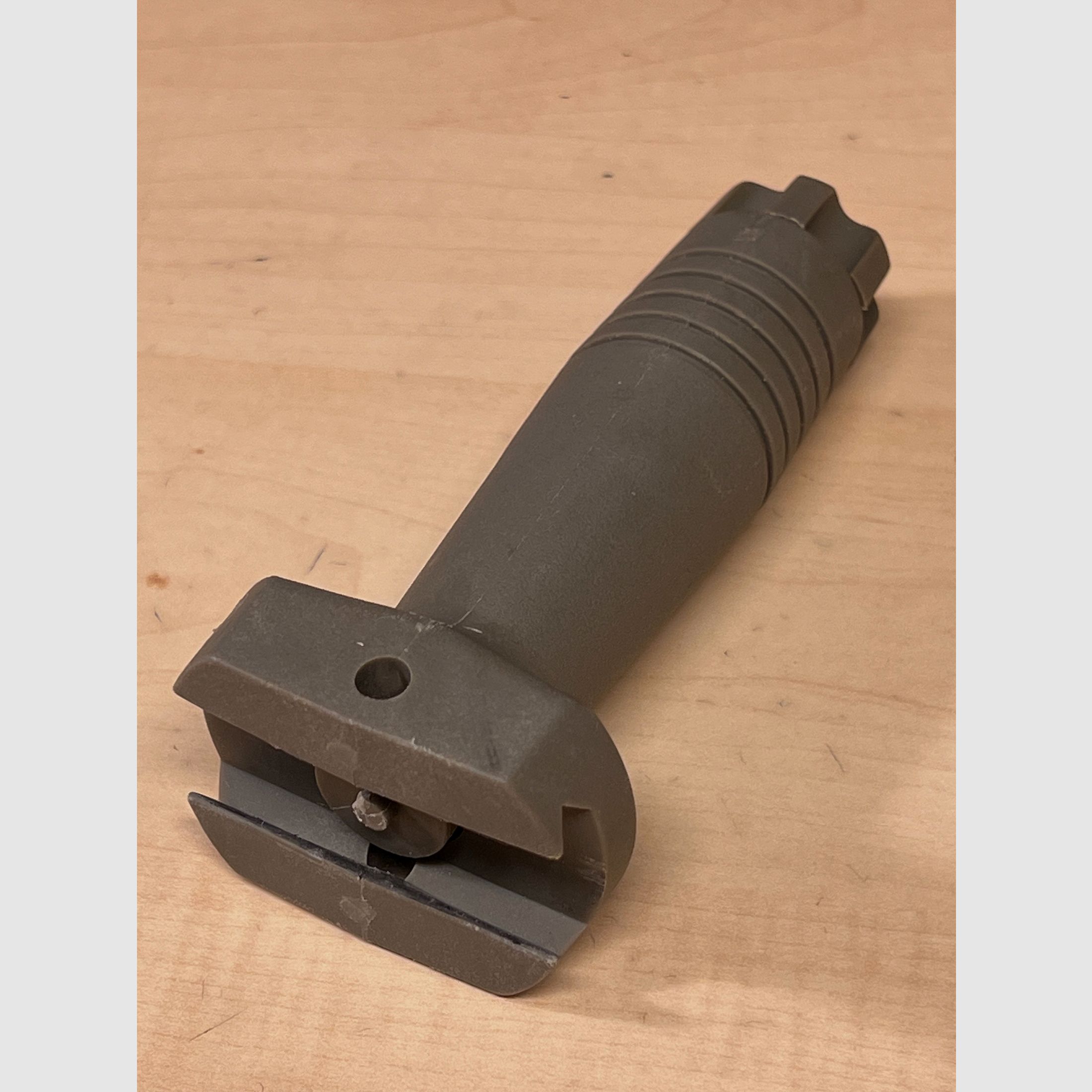 Poignée avant verticale pour Airsoft en Khaki version longue