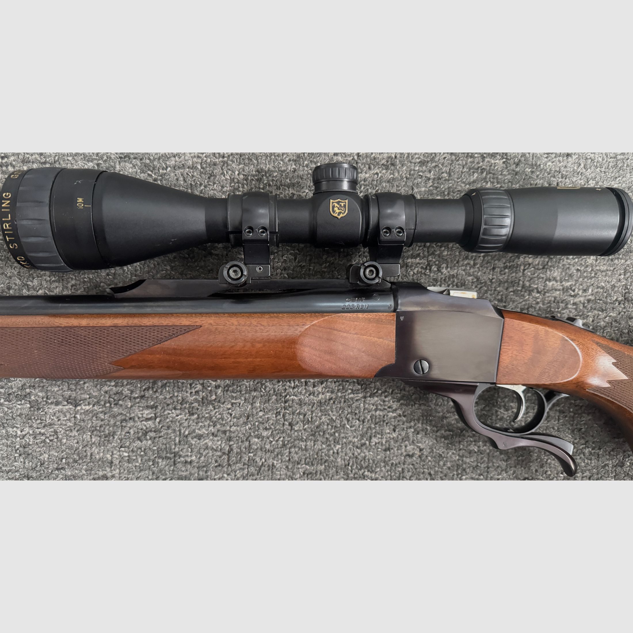 Ruger Blockbüchse No.1 jednostrzałowa karabinek .223 z 4-12x42AO