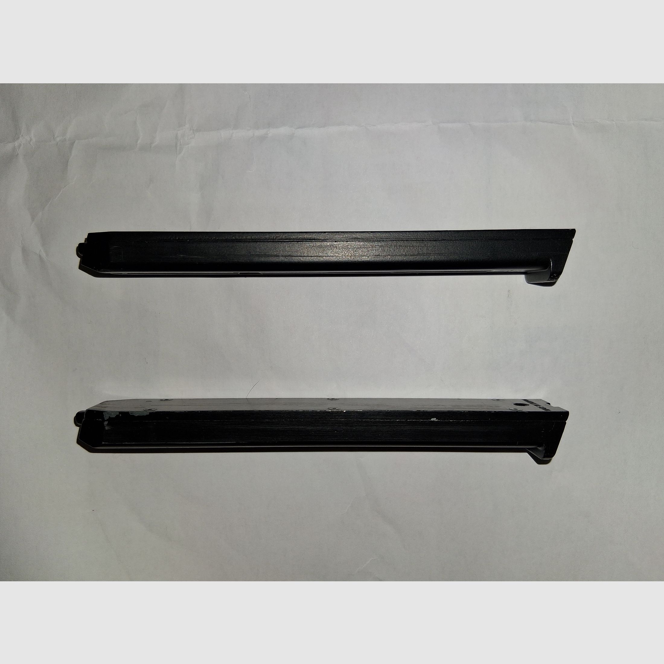 2 Magazine für CO2 Pistole Kal. 4,5 mm BB (??? Beretta Elite II, Swiss Arms P84, Smith & Wesson M&P 40, Umarex MCP / UX TDP / XBG, Borner M84 / 3000 / Sport 306 ???)