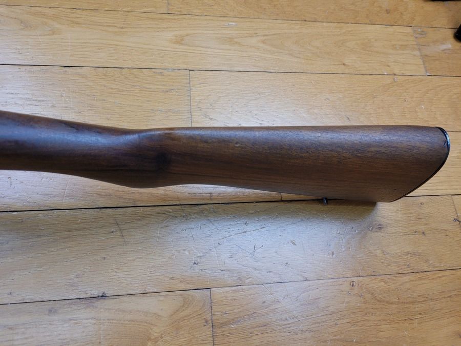 Bellissimo fucile scolastico o per bambini Lebel – modello "La Préférée" – Raro in calibro 22LR! (e non bosquette!) – Meccanica molto buona – Bellissimo legno e brunito originale – Mirino da 30 a 150m – Il fascino dei cortili della III Repubblica in un calibro raro per questo modello – TBE +, immagine 12 di 27