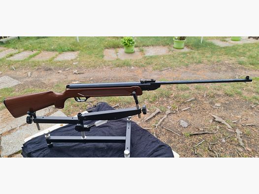 Luftgewehr Haenel 304 Kaliber 4,5mm (.177) Knicklauf -Schaft ohne Risse und Brüche-