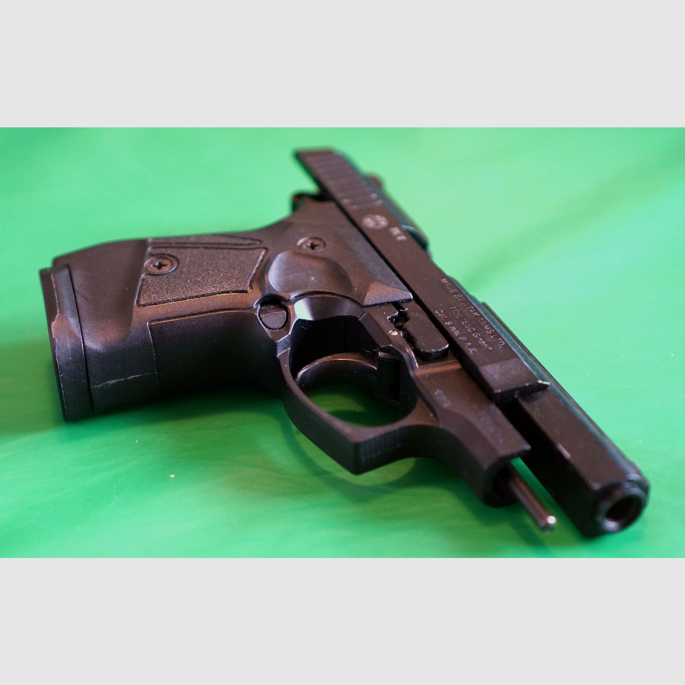 Zoraki 914 brüniert Schreckschusspistole 9 mm P.A.K. alte PTB 972 mit Koffer